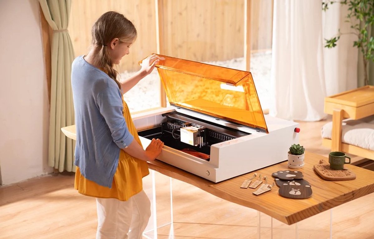 Xtool S1 2in1 Lasergraveermachine 40W Basic