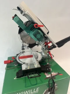 Jungwille afkort- en verstekzaag 1600W
