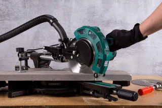 Krachtige Afkortzaag met Laser en LED - 2000W - Ø216MM