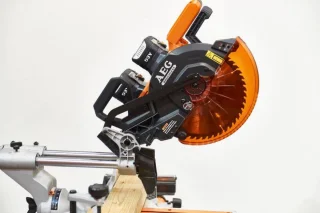 AEG Afkortzaagmachine 2x18V Ø254mm