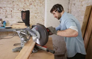 BLACK+DECKER BES710-QS Afkort-/Verstekzaag 254mm