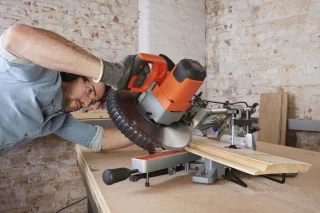 BLACK+DECKER BES710-QS Afkort-/Verstekzaag 254mm