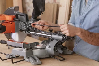 BLACK+DECKER BES710-QS Afkort-/Verstekzaag 254mm