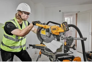 DeWALT DCS781X2 Accu Afkort-/Verstekzaag 305mm 54V