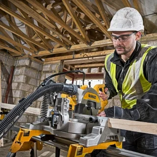 DeWALT DWS777SET Afkort- en Verstekzaag 216mm 1800W met DE7033 Onderstel