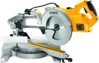 Wat vinden we goed aan de DeWalt DWS778KIT Afkortzaag (DE7023)