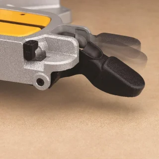 DeWalt DWS780 afkort- en verstekzaagmachine 1675W