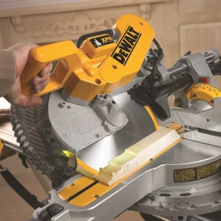 DeWalt DWS780 afkort- en verstekzaagmachine 1675W