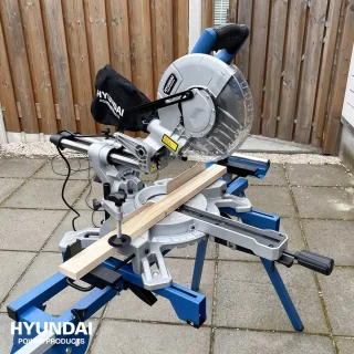 HYUNDAI kapzaag 1500W Ø210mm radiaal
