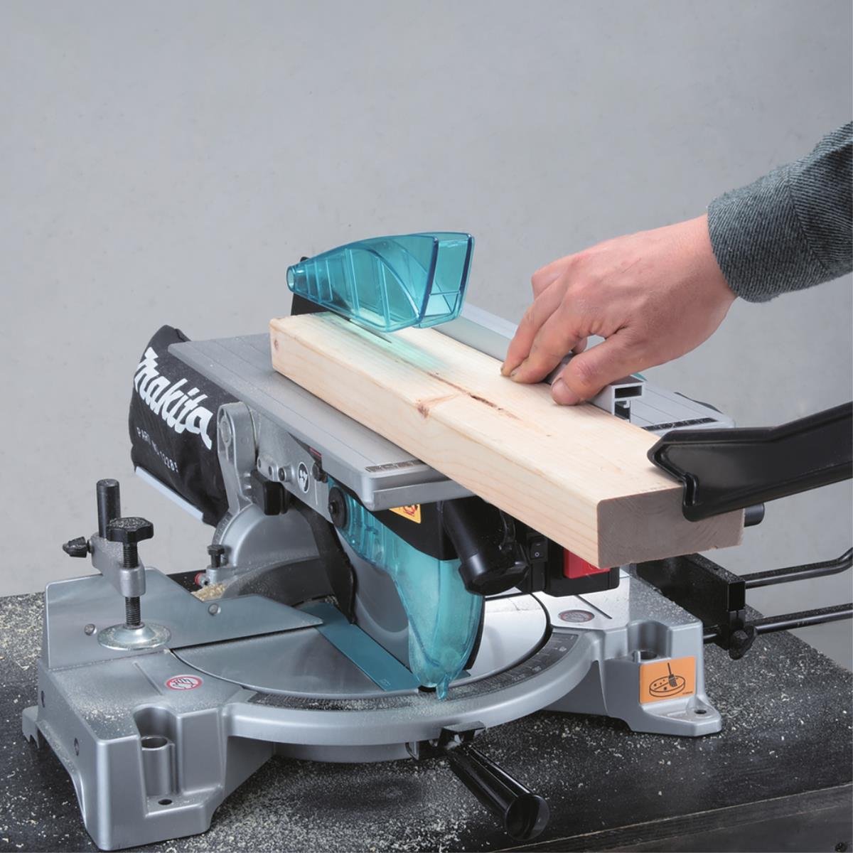 Wat vinden we goed aan de Makita LH1040 Tafelzaag 260 mm 230V