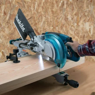 Makita LS0815FL Radiaalafkortzaag 216 mm 230V