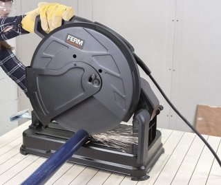 Wat vinden we goed aan de Metaalafkortmachine 355 mm