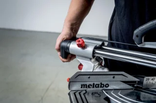Metabo KGS 216 M afkortzaag
