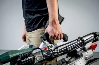 Metabo KGS 216 M afkortzaag