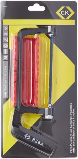 De Mini ijzerzaag met verstekbak 150 mm in één oogopslag