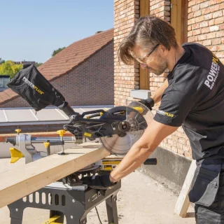 Powerplus POWX075730S elektrische verstekzaag 2100W 254mm