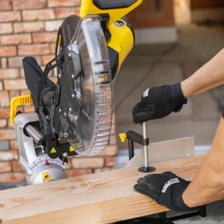 Powerplus POWX075750DB elektrische verstekzaag 2200W 305mm
