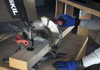 SKIL 1305AA verstekzaag 216mm 1600W