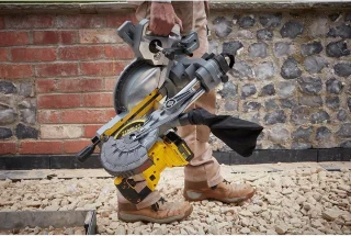 Stanley FATMAX SFMCS701M1 V20 Accu Afkortzaag 190mm 18V 4.0Ah