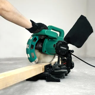 VONROC Afkortzaag 1700W Ø216MM