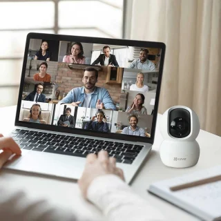 Draadloze Wifi IP Camera voor Binnen met 1080P, Bewegingsdetectie, IR Nachtzicht en 2-weg Audio