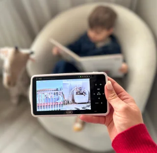 B-Care Star Supreme Babyfoon 4 Camera's 5.0 Inch HD