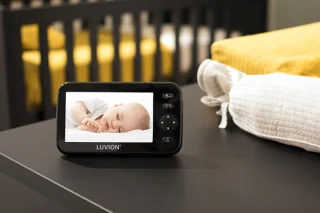 LUVION Icon Deluxe Black Babyfoon