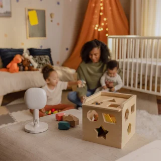 Nanit Pro Camera Babyfoon met Flex Standaard en Ademhalingsband