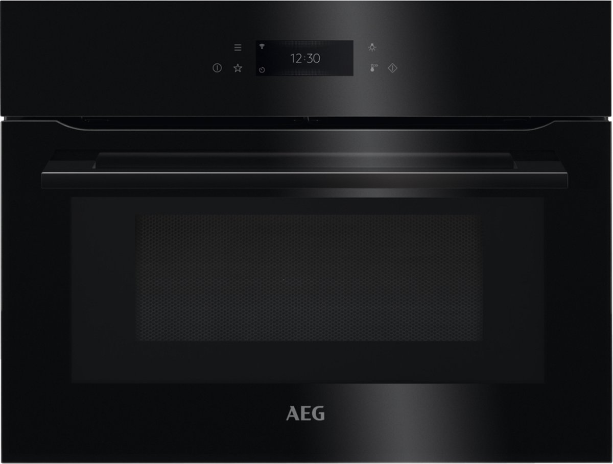 De AEG KMK761080B Inbouw combi-oven in één oogopslag