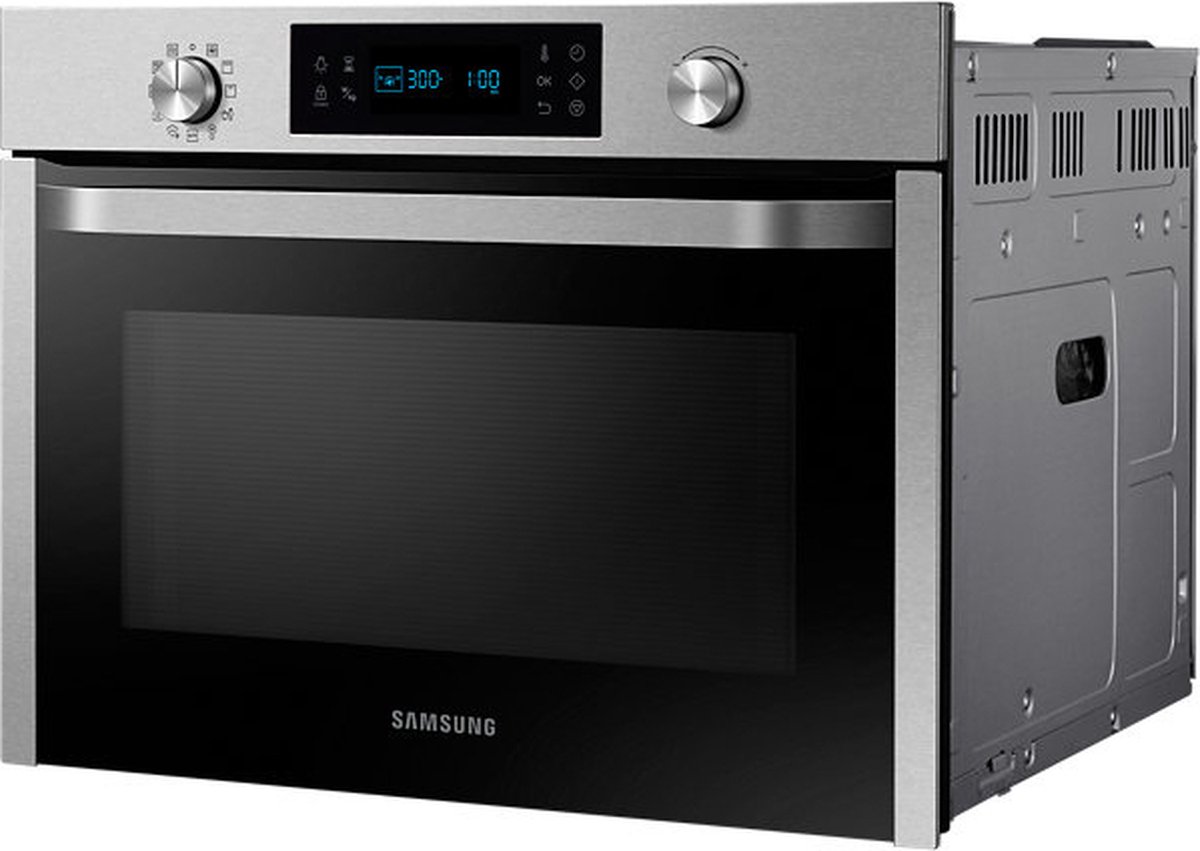 Wat vinden we goed aan de Samsung NQ50J3530BS/EF combi oven inbouw