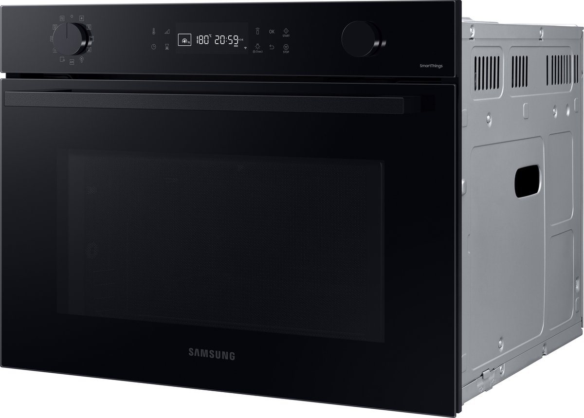 Wat vinden we goed aan de Samsung NQ5B4553FBK Serie 4 Inbouw Combimagnetron 50L