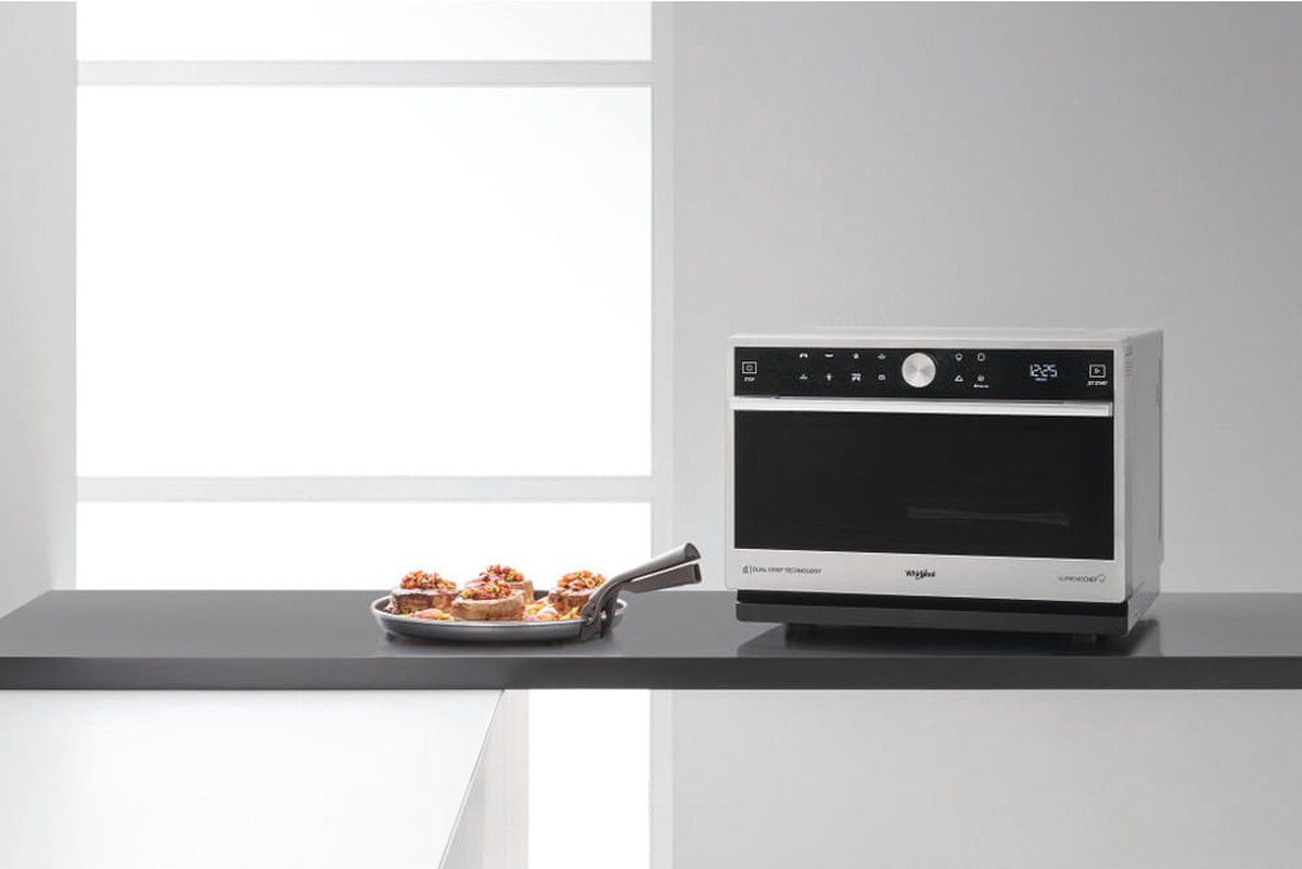 Whirlpool Supreme Chef MWSC 9133 SX Combimagnetron 33L Zilver