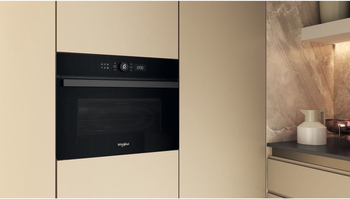 Whirlpool WMW47HMB Combimagnetron Zwart 45 cm 900 W