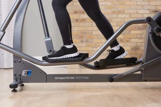 Life Fitness E1 GO Crosstrainer