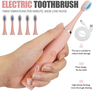 Kleine borstel, grote reiniging: kindertandenborstel met 6 opzetborstels en USB-opladen