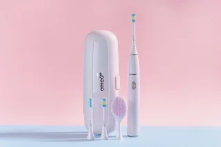 Omeo +365 Teeth&Face Pink - Sonische Tandenborstel & Gezichtsborstel - 96000 trillingen - 5 programma's - 60 dagen batterij