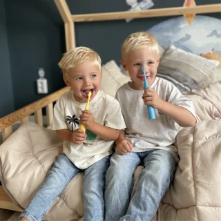 KT - Unicorn - Elektrische tandenborstel kind - Roze - Sonische elektrische kindertandenborstel 2+