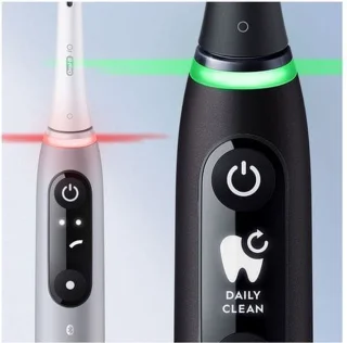 Oral-B iO 6 Zwarte elektrische tandenborstel volwassenen