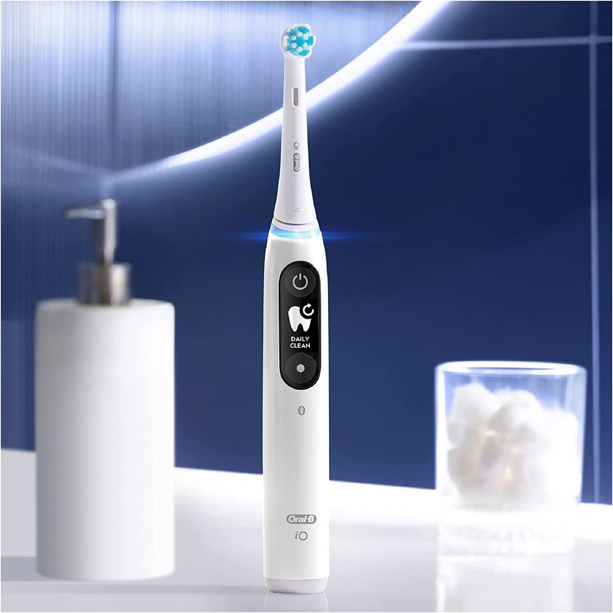 Oral-B iO Series 6 White elektrische tandenborstel met etui