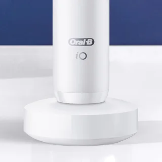 Oral B IO8 Elektrische Tandenborstel Wit