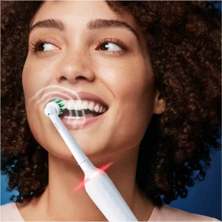 Oral-B Pro 3 3300 Elektrische tandenborstel Wit
