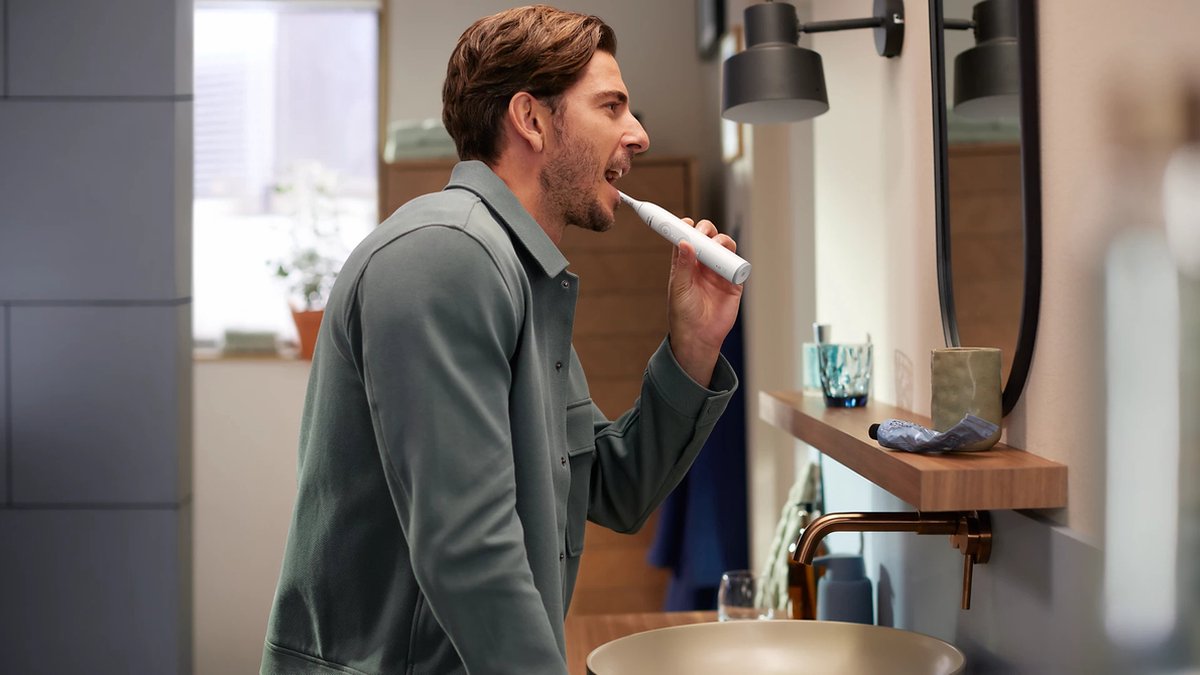 Philips Sonicare 6100 HX7400/02 elektrische tandenborstel wit