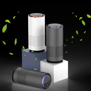 Luchtreiniger / Air purifier - Hoge Efficiëntie, HEPA-filter, Stille Werking + Extra Aromapad - Auto/Huishouden/Kantoor - zuivert de lucht, helpt tegen hooikoorts, stof, allergie - Oplaadbaar - 150 m³/h - ZWART -klein/small