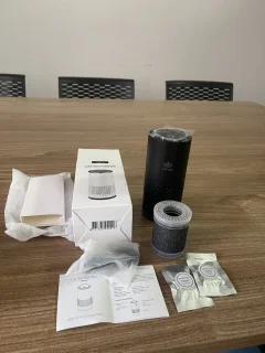 Luchtreiniger / Air purifier - Hoge Efficiëntie, HEPA-filter, Stille Werking + Extra Aromapad - Auto/Huishouden/Kantoor - zuivert de lucht, helpt tegen hooikoorts, stof, allergie - Oplaadbaar - 150 m³/h - ZWART -klein/small