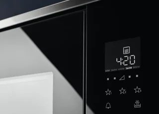 Electrolux KMFE172TEX Inbouwmagnetron Zwart 17L 800W