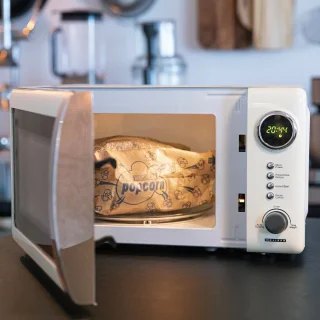 Melissa Solo Magnetron 20L 700W Retro Crème 16330108