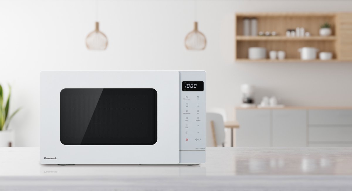 Wat vinden we goed aan de Panasonic PAN NN-K35NW Solo Magnetron 24L 900W Wit