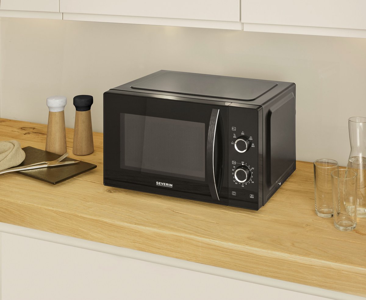 Severin MW 7888 Solo Magnetron Zwart 25L