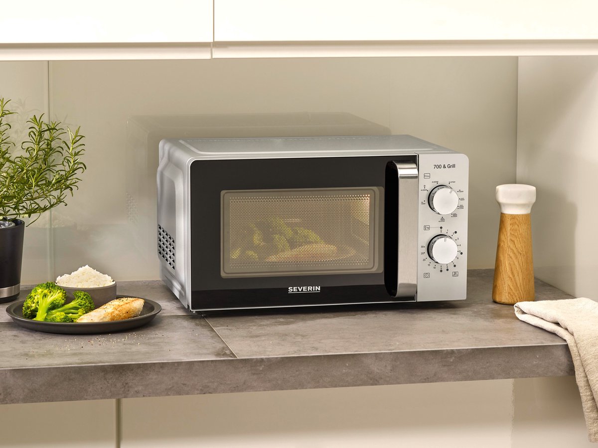 Severin MW7780 magnetron compact met grill