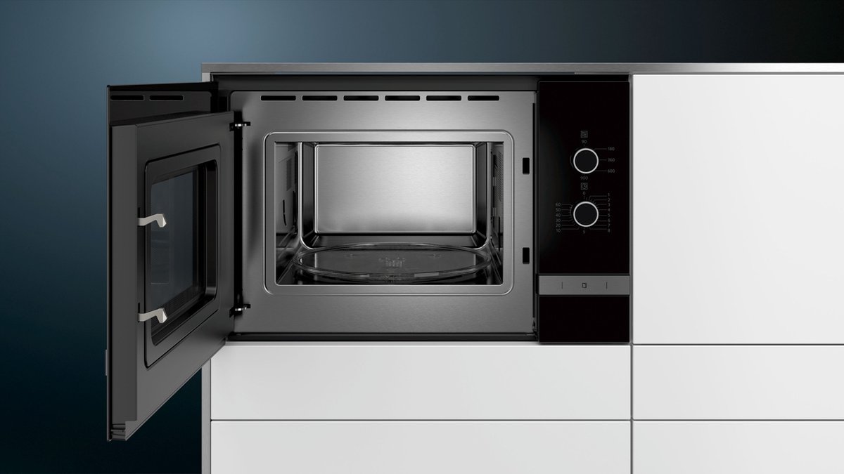 Siemens iQ300 BF550LMR0 Inbouwmagnetron